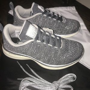 Apl shoes